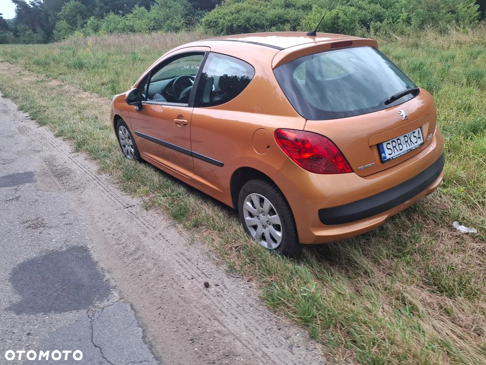 Peugeot 207 1.4 16V Trendy - 7