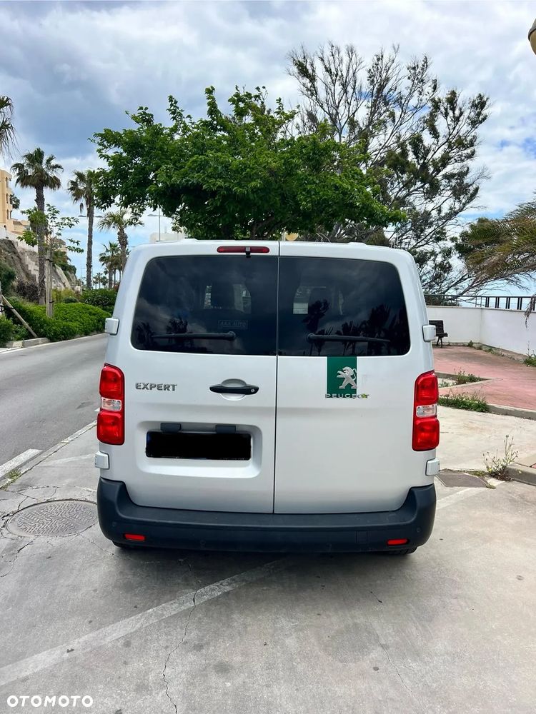 Peugeot Expert Kombi 1.5 BlueHDi Compact 2,7t - 7