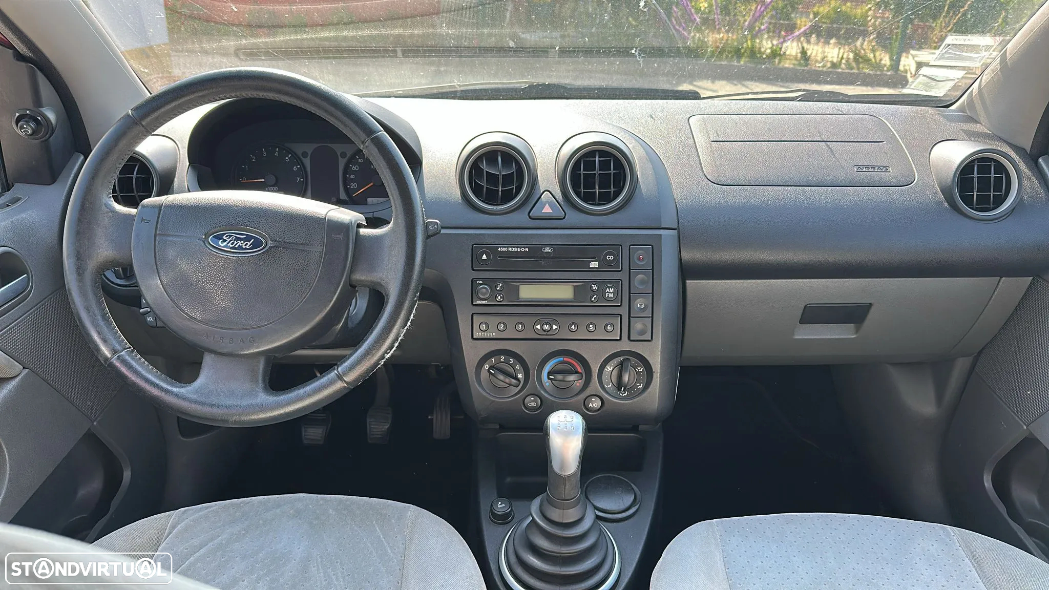 Ford Fiesta 1.25 Ghia - 3