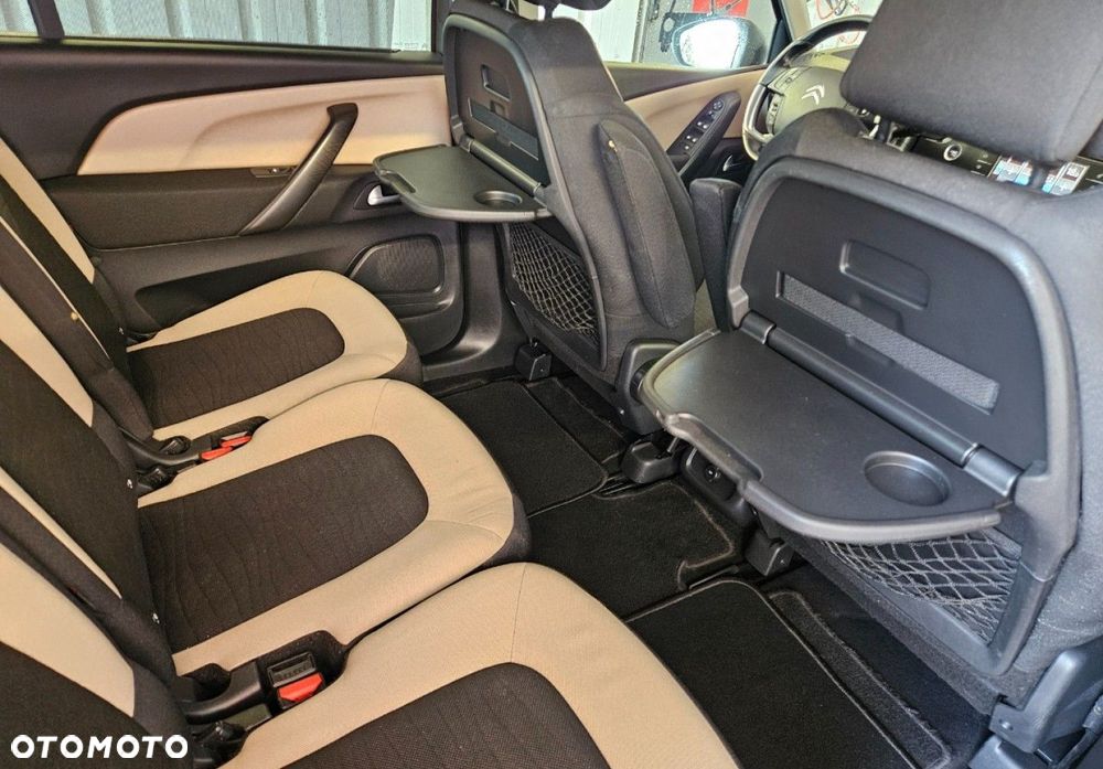 Citroën C4 Grand Picasso - 11