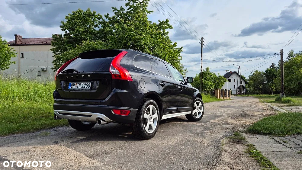 Volvo XC 60 D4 RDesign - 14