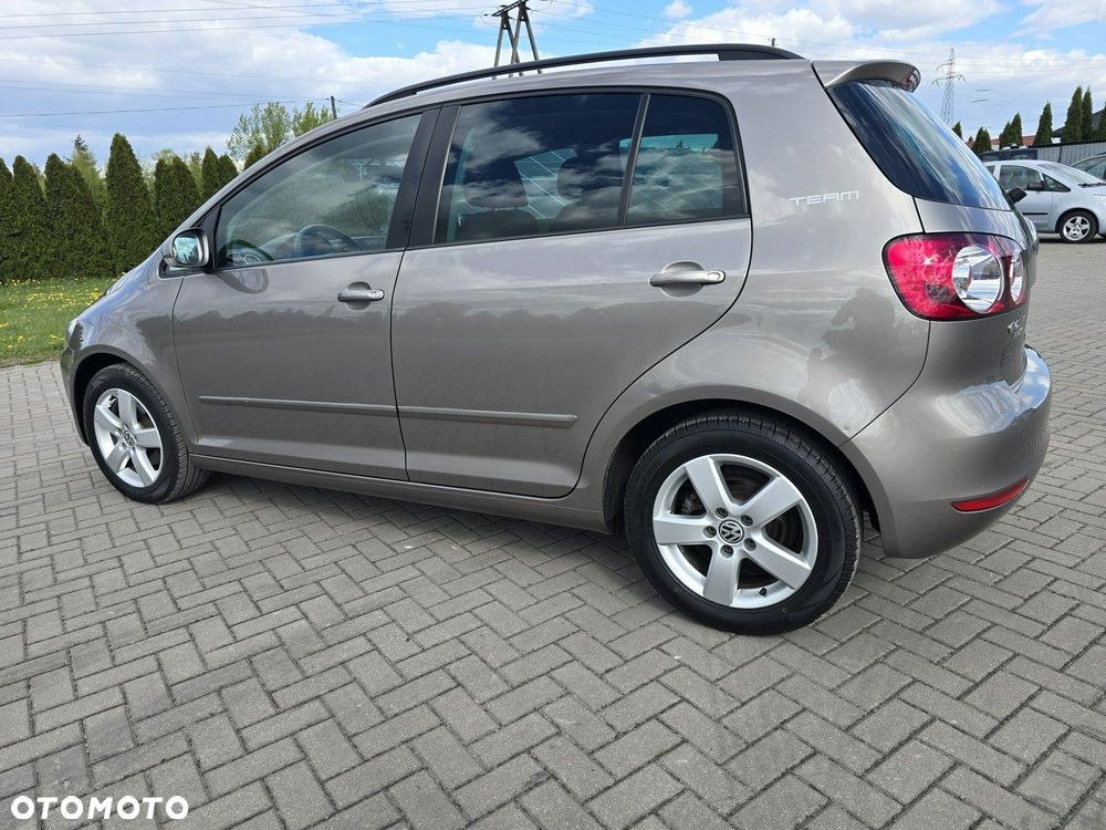 Volkswagen Golf Plus - 12