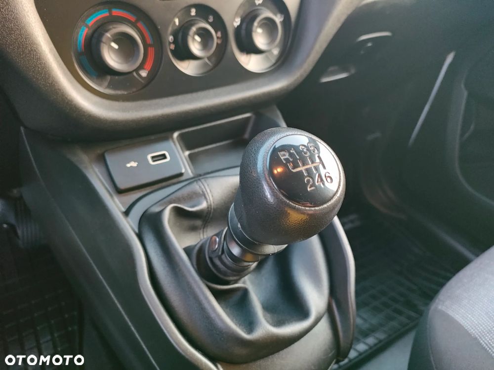 Fiat DOBLO MAXI - 19