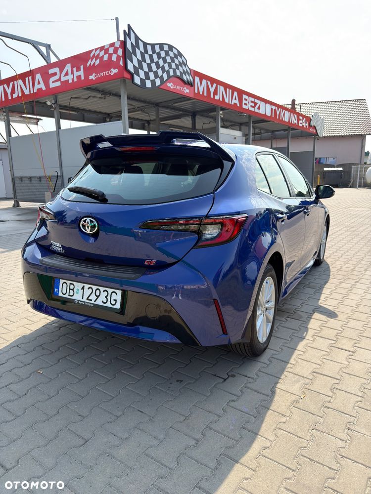 Toyota Corolla - 4