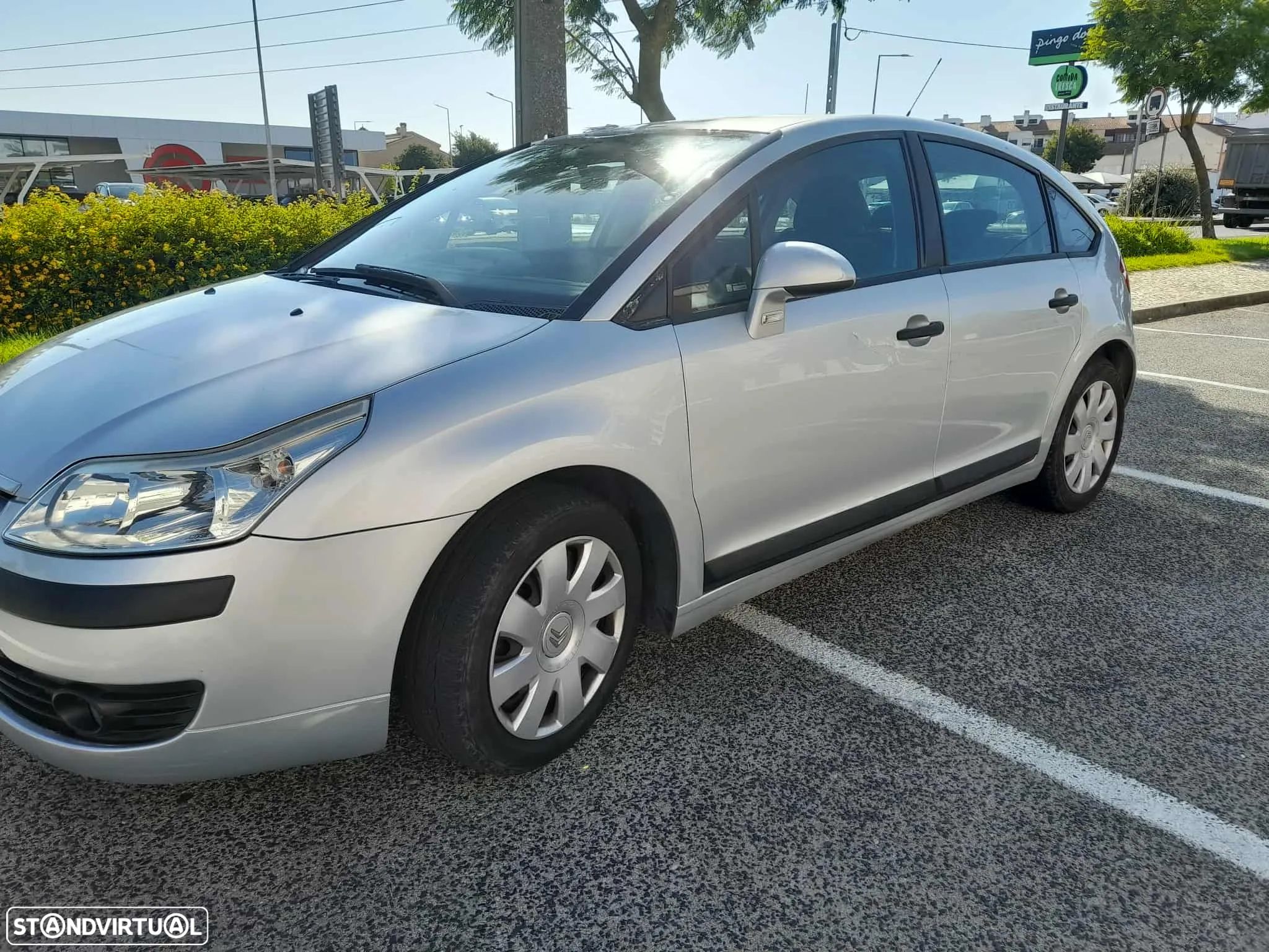 Citroën C4 1.4 16V SX - 1