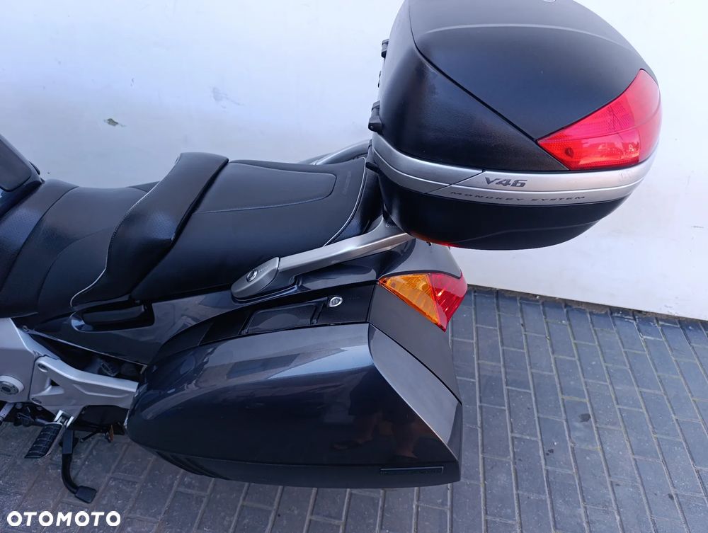 Honda ST - 18