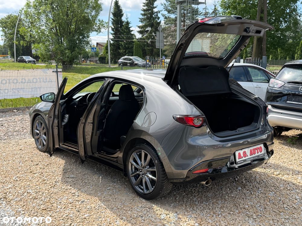 Mazda 3 - 16