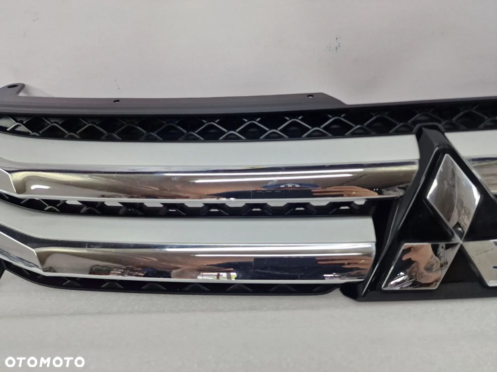 MITSUBISHI ELLIPSE CROSS 17- ATRAPA / GRILL PRZEDNI PRZÓD , NR 7450B072 / 7450B048 / 7450A402 , NR AUKCJI GR353 - 4