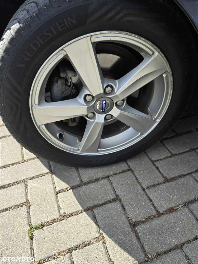 Volvo V40 - 32