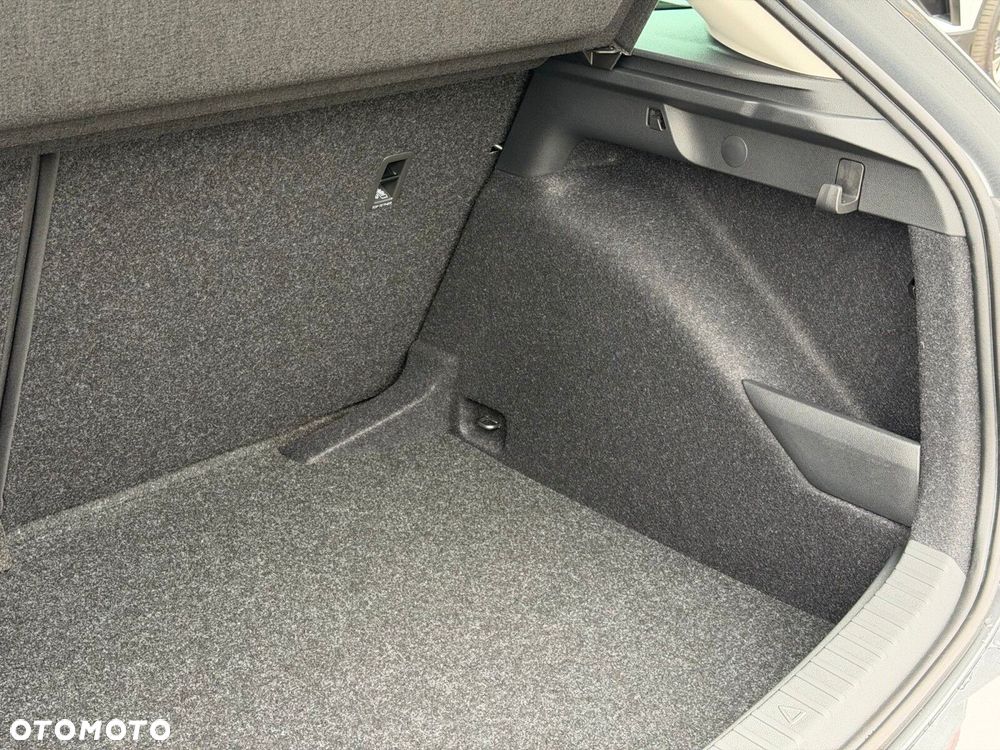 Skoda Scala 1.0 TSI Drive - 10