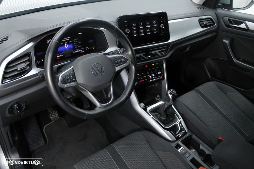 VW T-Roc 1.0 TSI Urban - 34