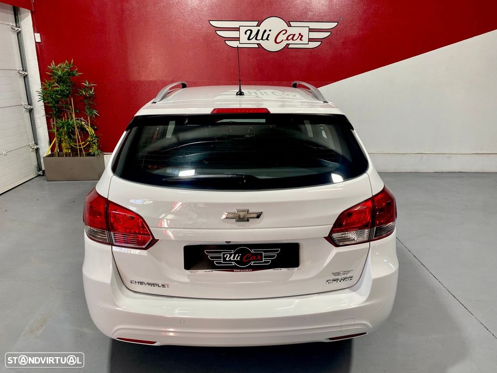 Chevrolet Cruze SW 1.7 VCDi LTZ - 4