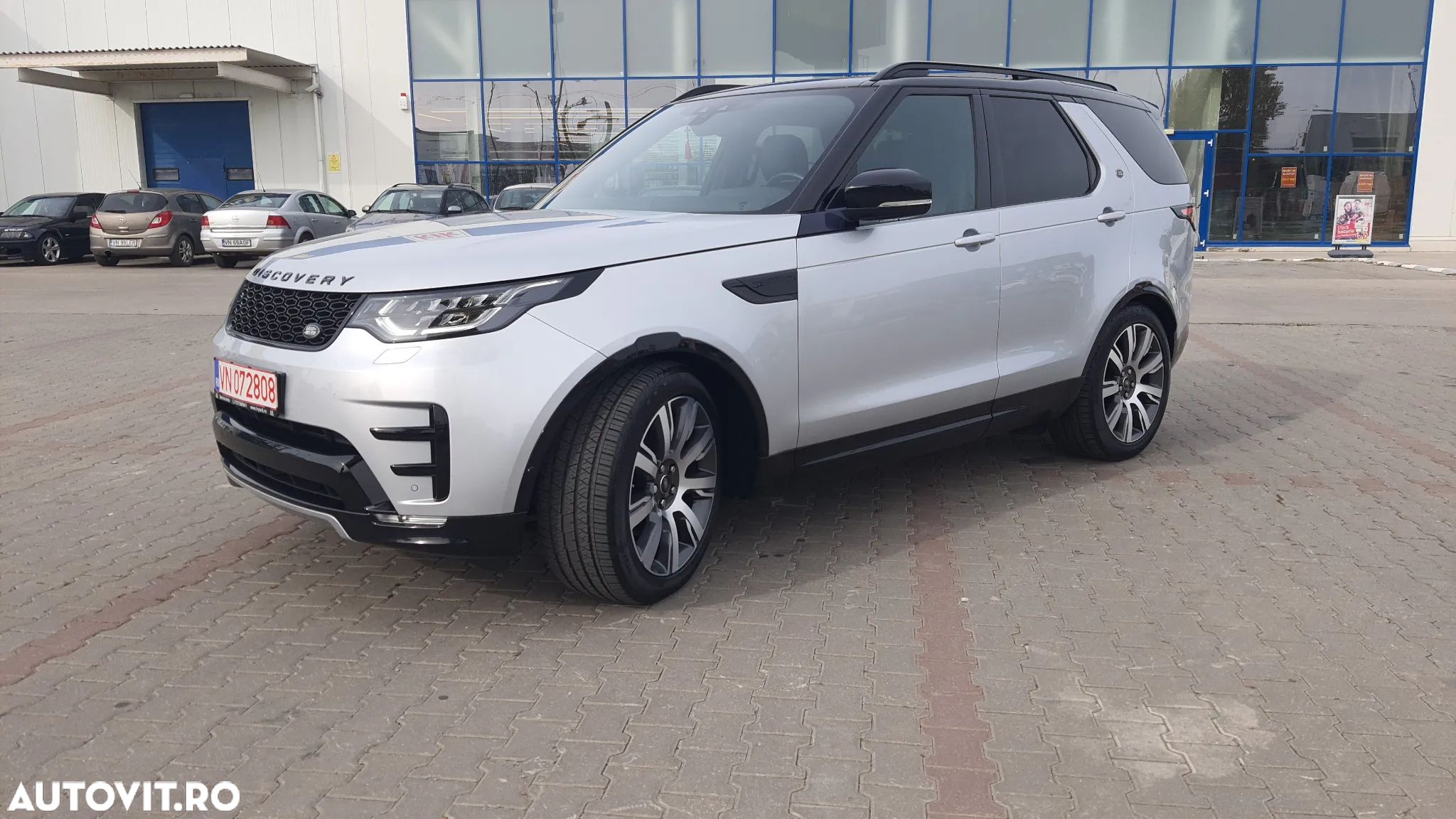 Land Rover Discovery - 1