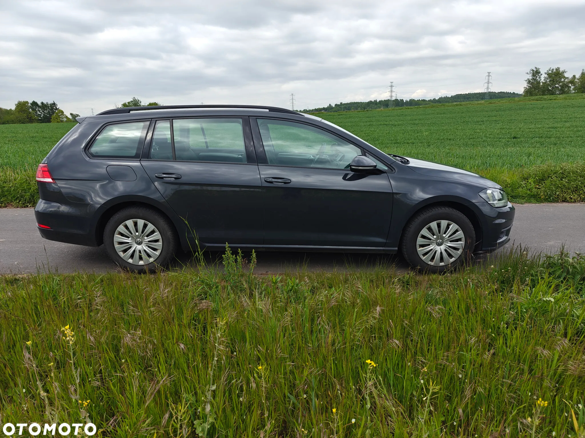 Volkswagen Golf VII 1.0 TSI BMT Trendline - 4