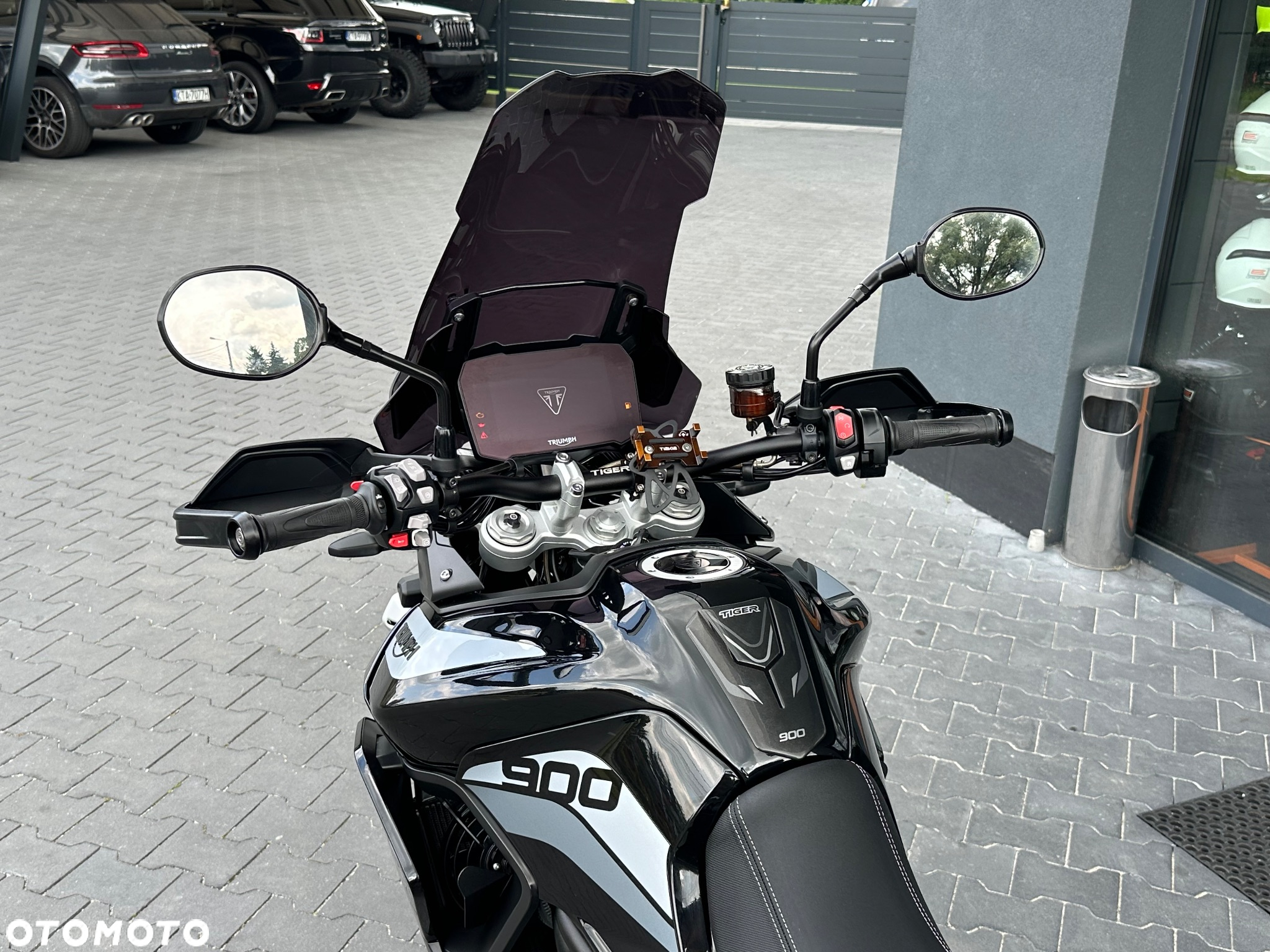 Triumph Tiger - 23