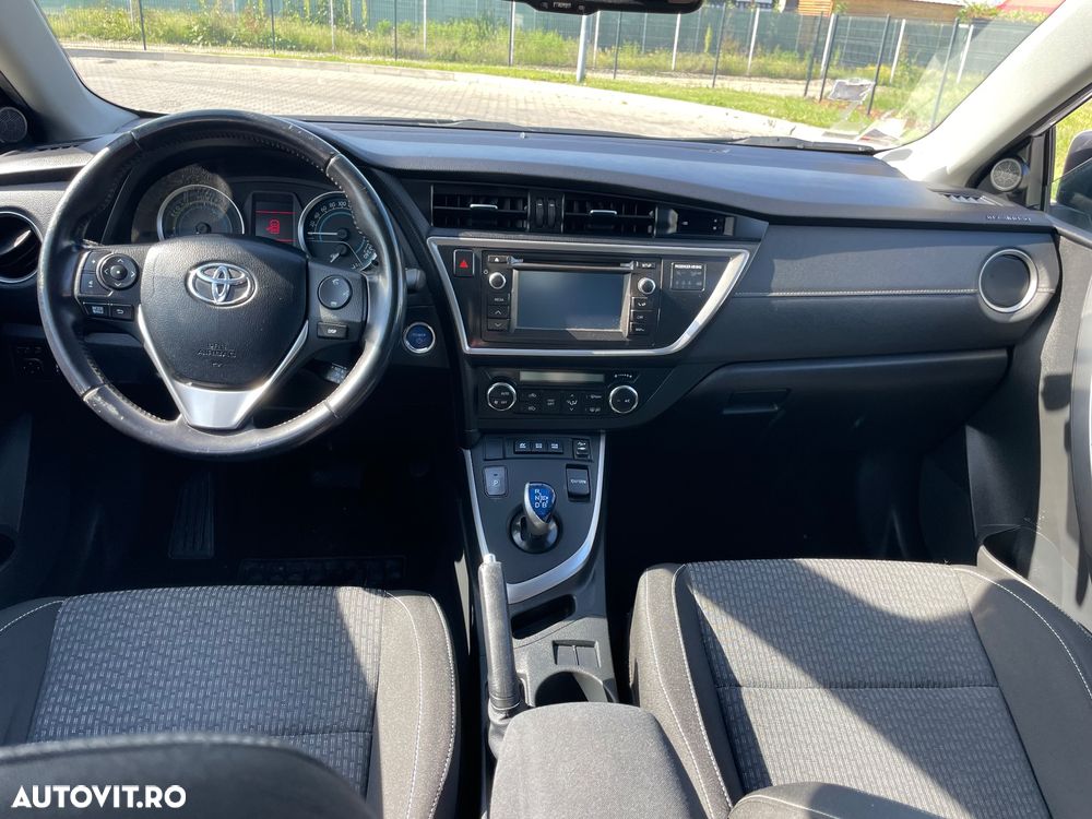 Toyota Auris 1.8 L VVT-i Sol+ - 7