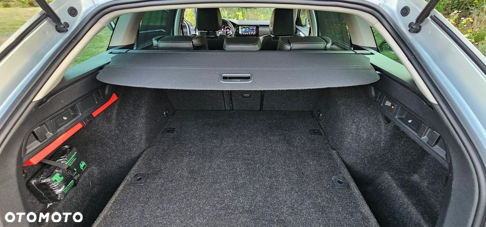 Skoda Octavia 2.0 TDI 4x4 Scout DSG - 16