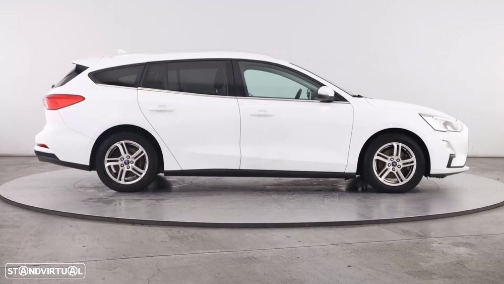 Ford Focus SW 1.5 TDCi EcoBlue Titanium - 4