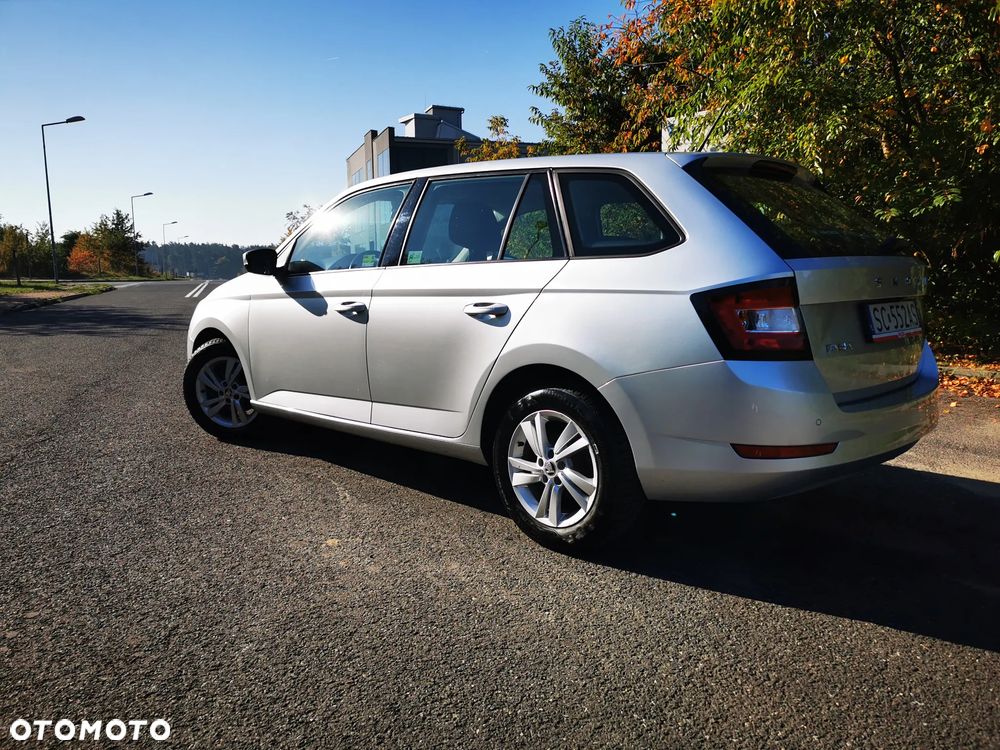 Skoda Fabia 1.0 TSI Ambition - 6