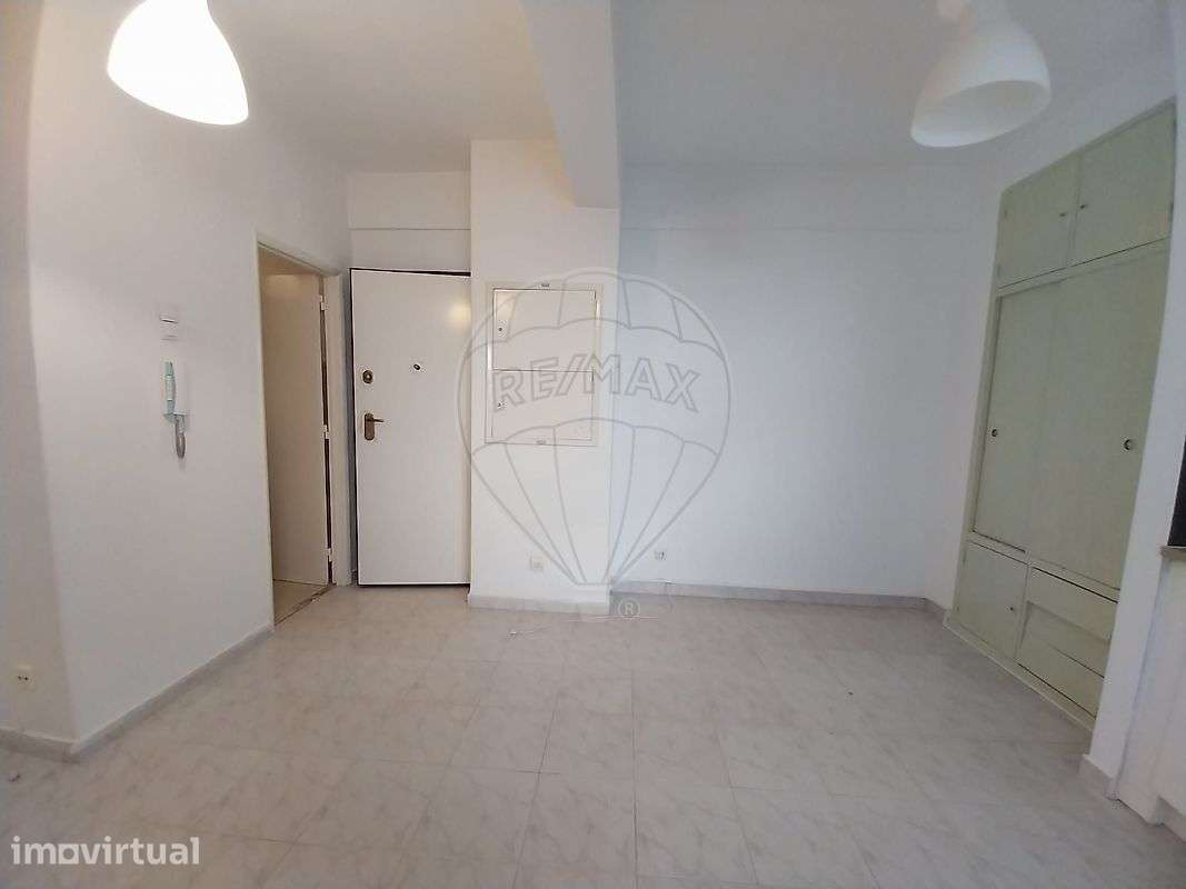Apartamento T0 para arrendamento - Grande imagem: 5/13