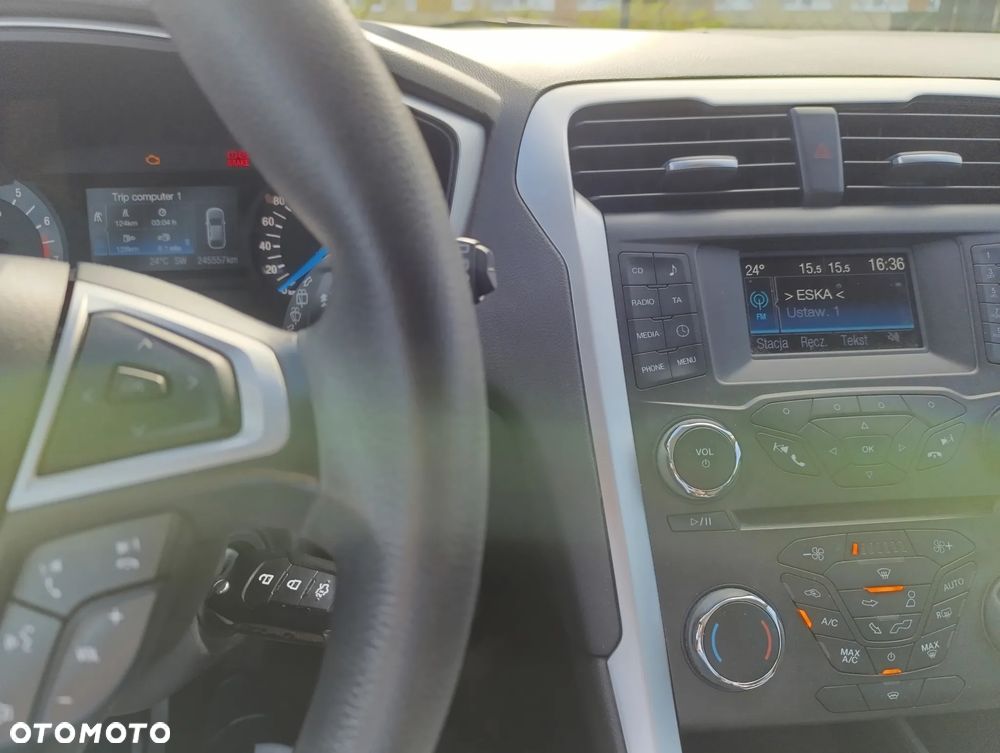 Ford Mondeo 1.5 EcoBoost Ambiente - 9