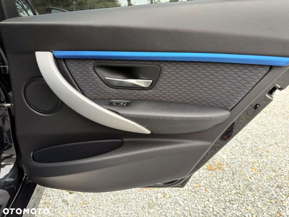 BMW Seria 3 - 20
