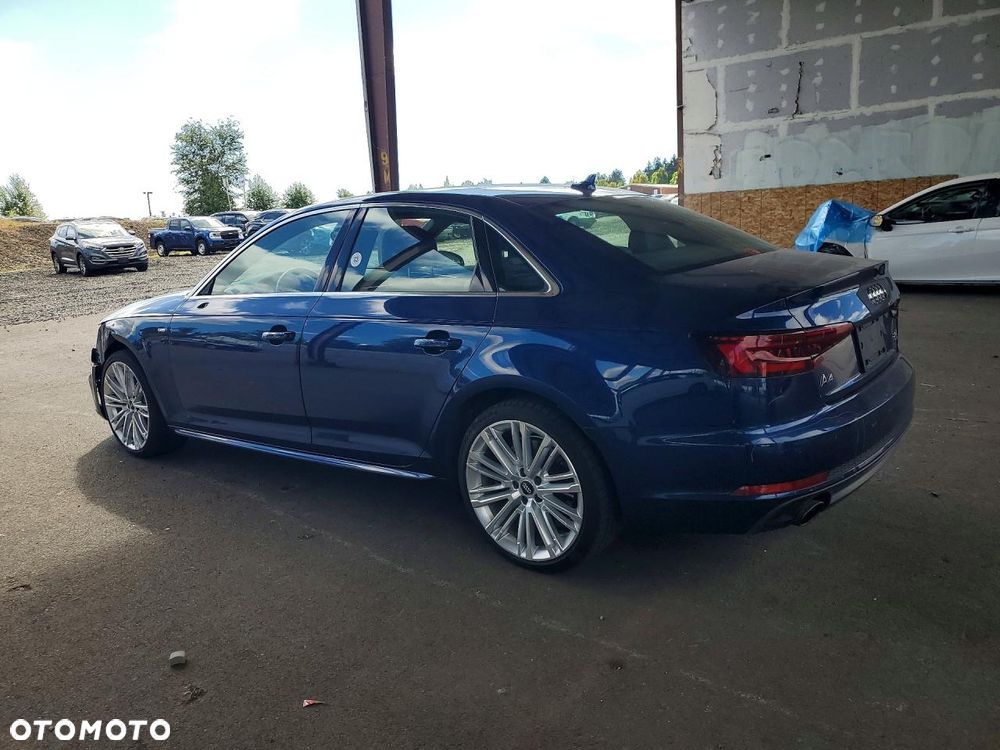 Audi A4 Limousine - 3