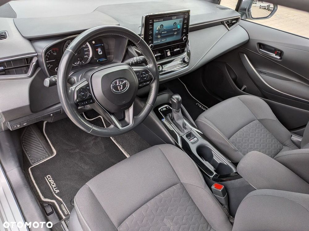 Toyota Corolla 1.8 Hybrid Comfort - 22