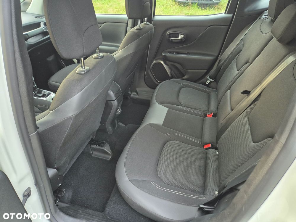 Jeep Renegade 1.4 MultiAir Limited - 33