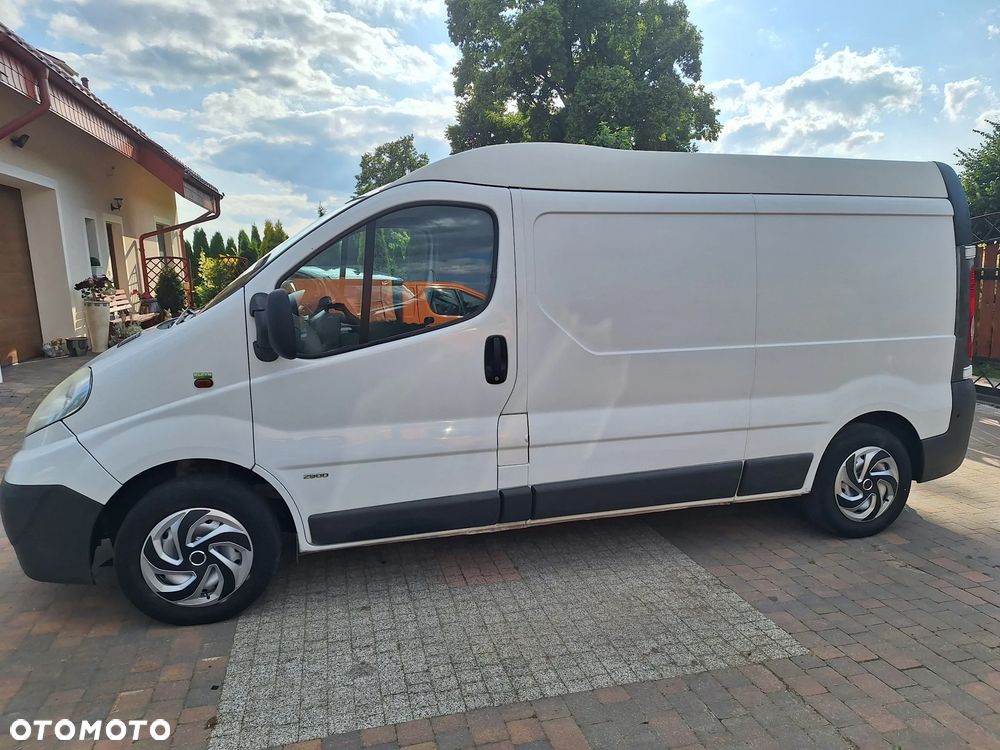 Opel Vivaro - 13