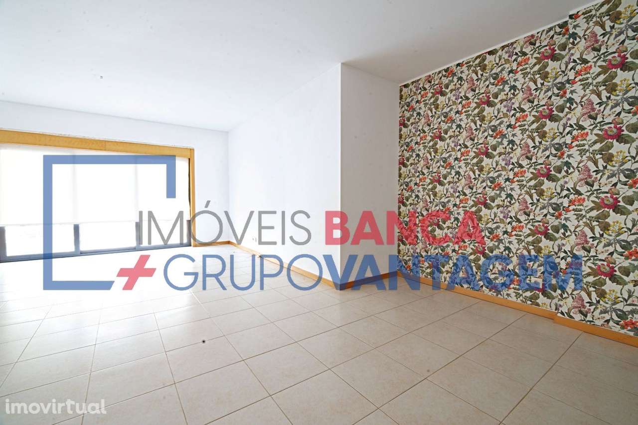 T3 - Pinhal Novo - Vila Serena - Box + 1 Lugar Estacionamento - Grande imagem: 2/25