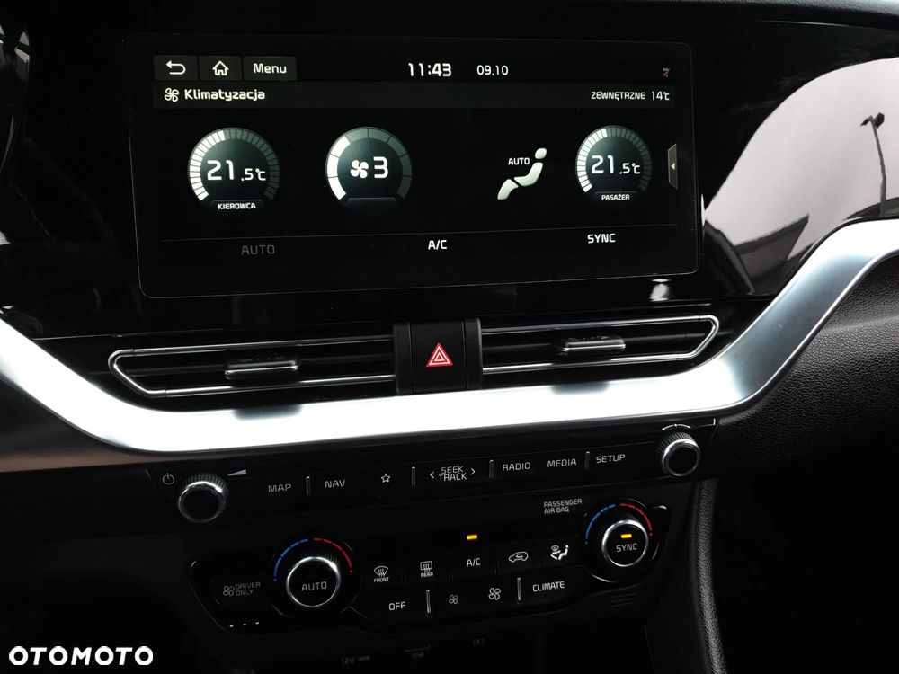 Kia Niro 1.6 GDI Hybrid L Business Line - 23