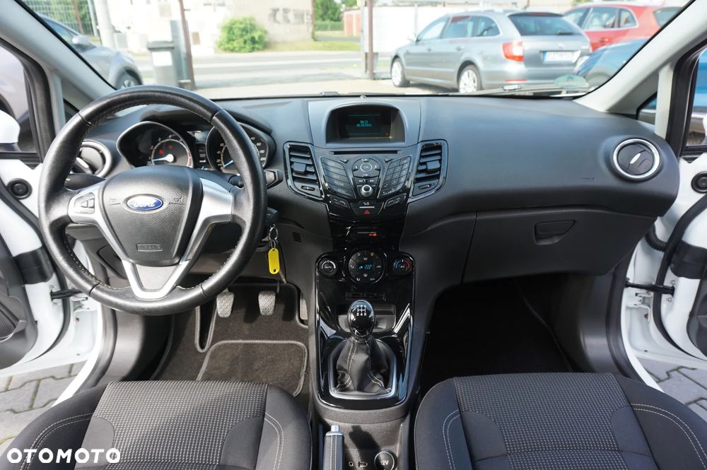 Ford Fiesta 1.25 Titanium EU5 - 31