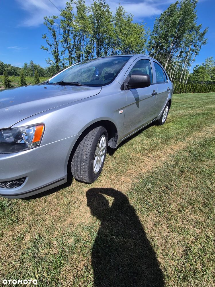 Mitsubishi Lancer 1.5 - 15