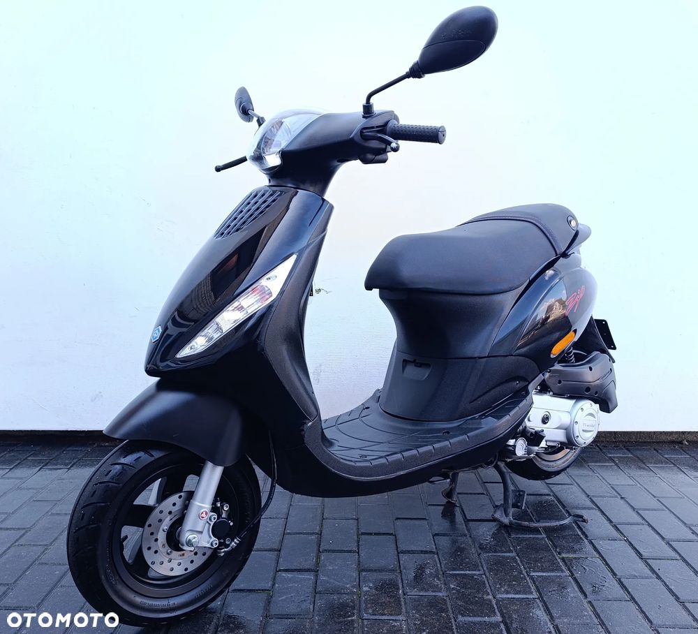 Piaggio ZIP - 3