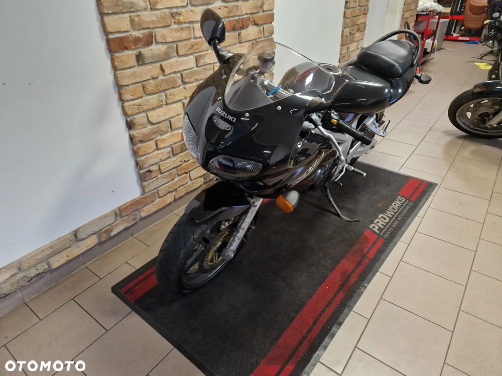 Suzuki SV - 6