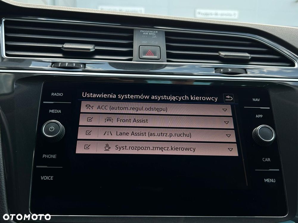 Volkswagen Tiguan 2.0 TDI SCR Life DSG - 29