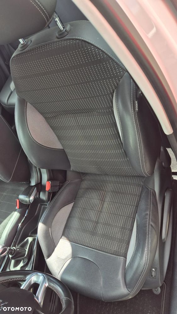 Peugeot 2008 PureTech 130 GPF Stop&Start Active - 19