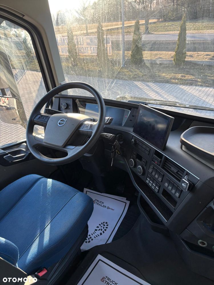 Volvo FH5 - 17