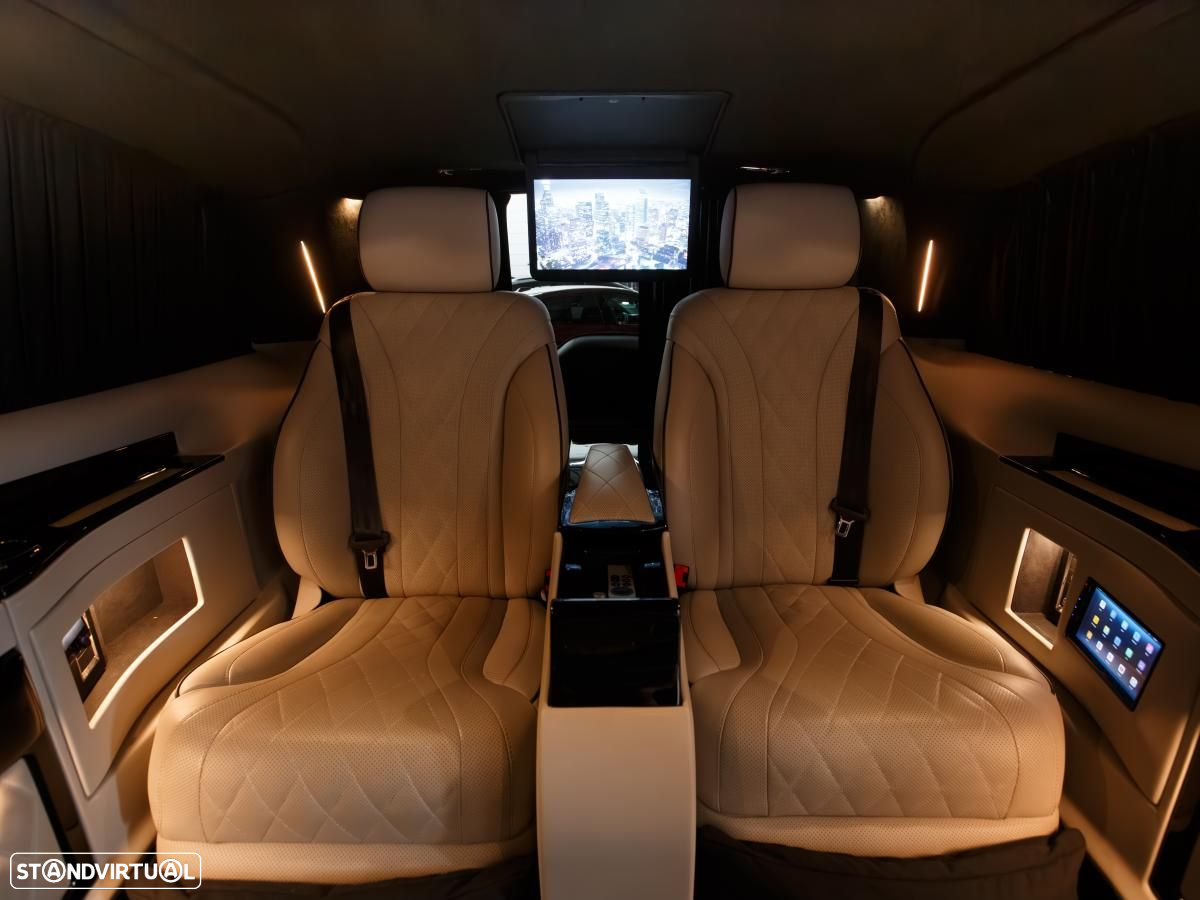 Mercedes-Benz V 300 d Longo Avantgarde - 20
