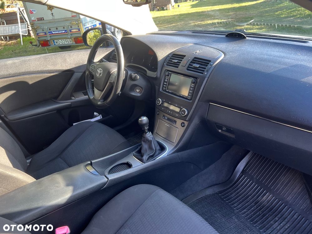 Toyota Avensis 2.0 D-4D Sol+NAVI - 7