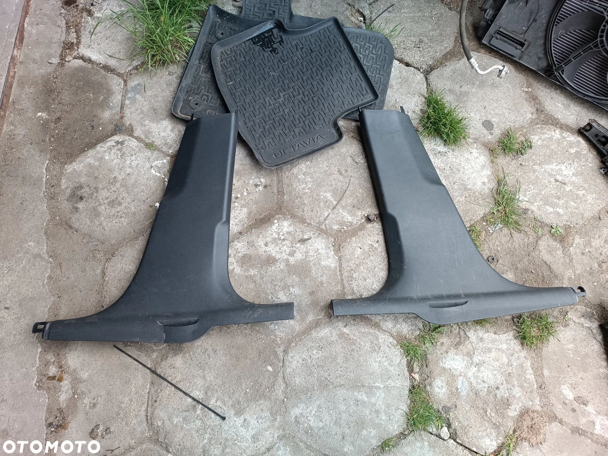 OSŁONA SŁUPKA PROGU PRAWA LEWA KOMPLET SKODA OCTAVIA III 3 5e0853370 - 1
