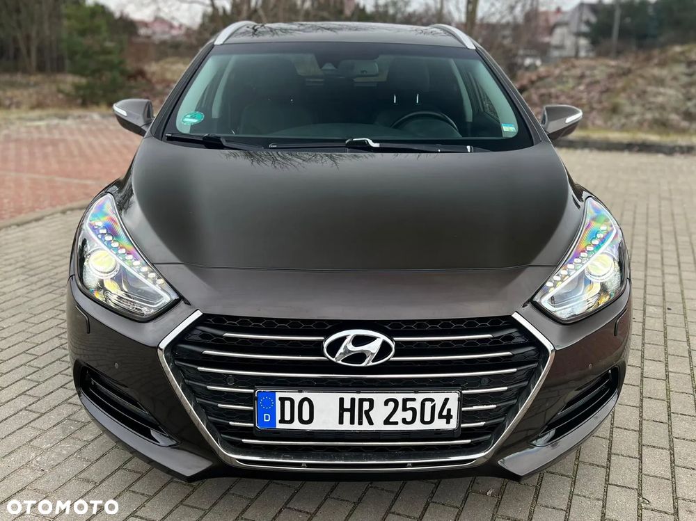 Hyundai i40 Kombi 1.7 CRDi DCT Trend - 3