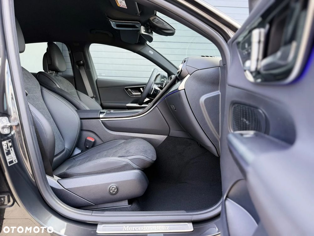 Mercedes-Benz GLC - 22