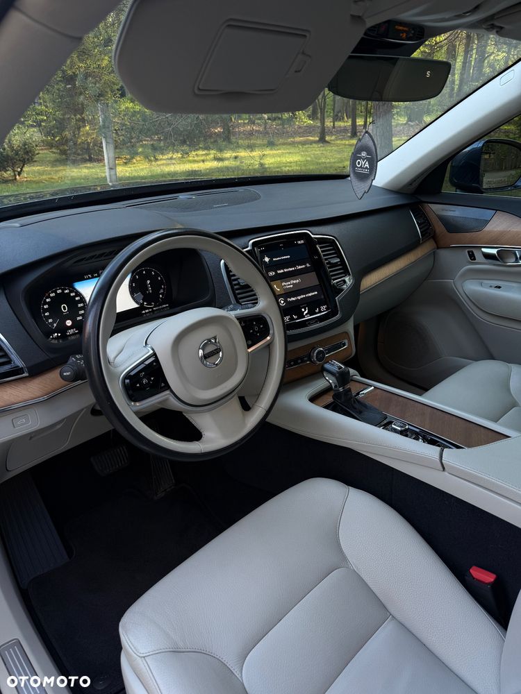 Volvo XC 90 T6 AWD Momentum - 25