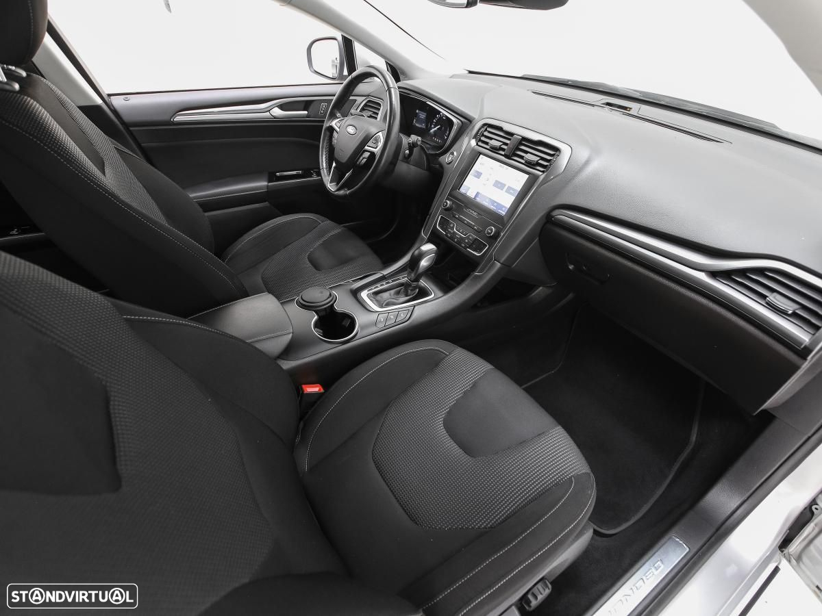 Ford Mondeo SW 2.0 HEV Titanium - 8
