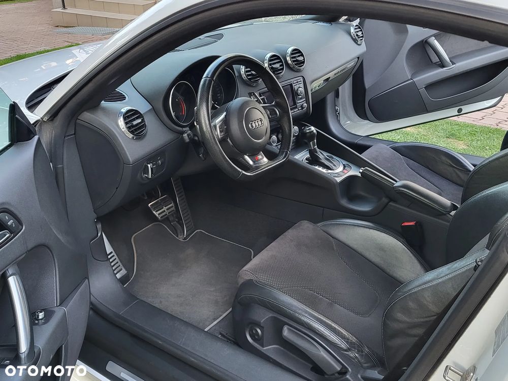 Audi TT Coupé 45 TFSI quattro S tronic - 8