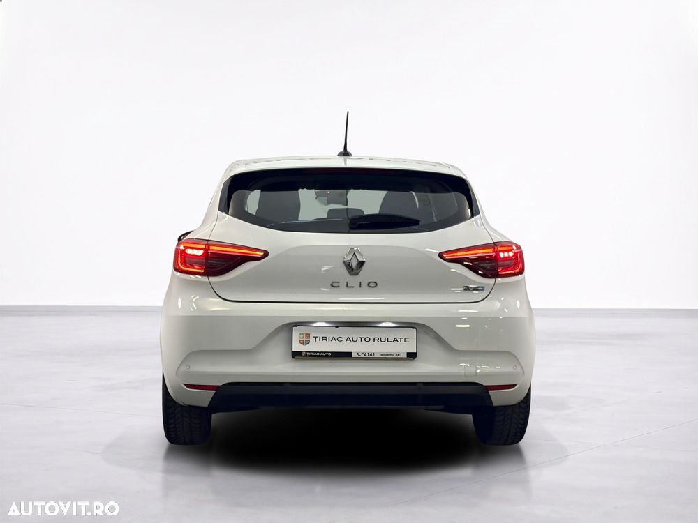 Renault Clio - 5