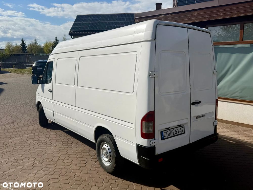 Mercedes-Benz SPRINTER - 8