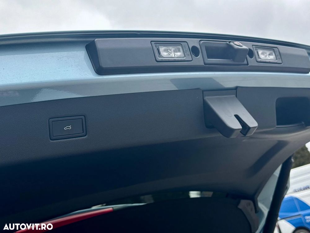 Ford Explorer RWD 77 kWh Extended Range Premium - 17